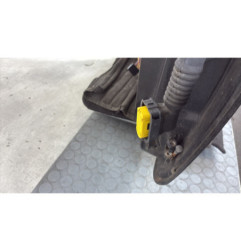Porte avant gauche RENAULT CLIO 2 CAMPUS