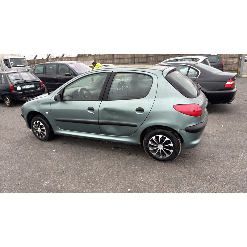 Aile avant droit PEUGEOT 206 Photo n°11