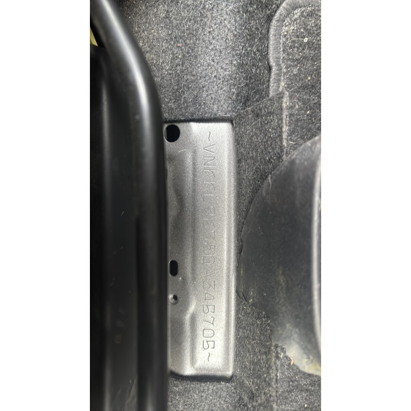 Capot TOYOTA YARIS 2 Photo n°12