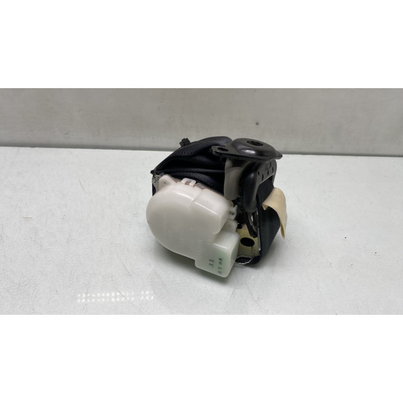 Ceinture arriere gauche TOYOTA YARIS 2 Photo n°2