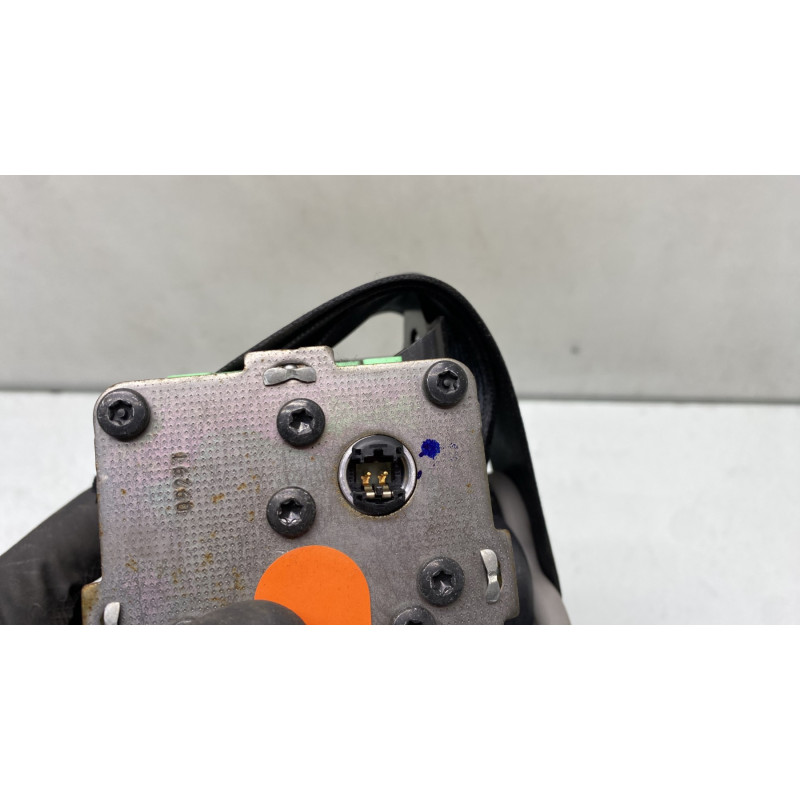 Pretensionneur de ceinture avant droit TOYOTA YARIS 2 Photo n°3
