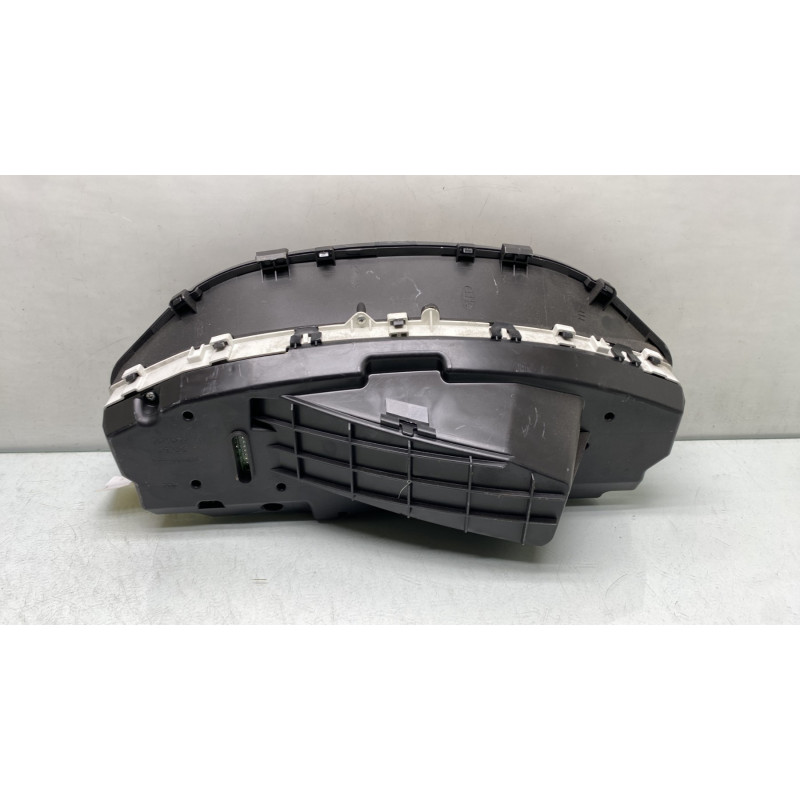 Compteur TOYOTA YARIS 2 Photo n°2