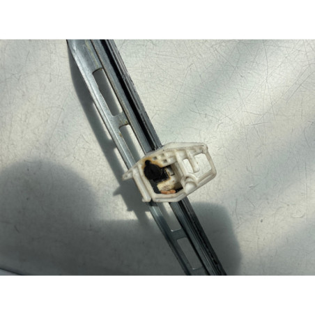 Leve vitre electrique avant droit PEUGEOT 206+