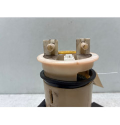 Pompe à carburant PEUGEOT 106