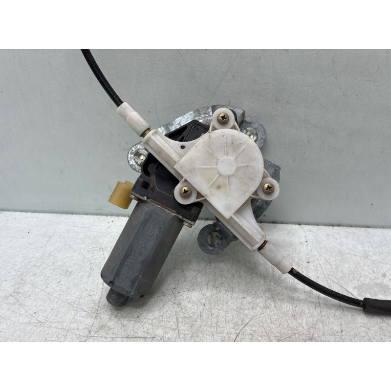 Leve vitre electrique avant gauche RENAULT MEGANE 1 Photo n°6