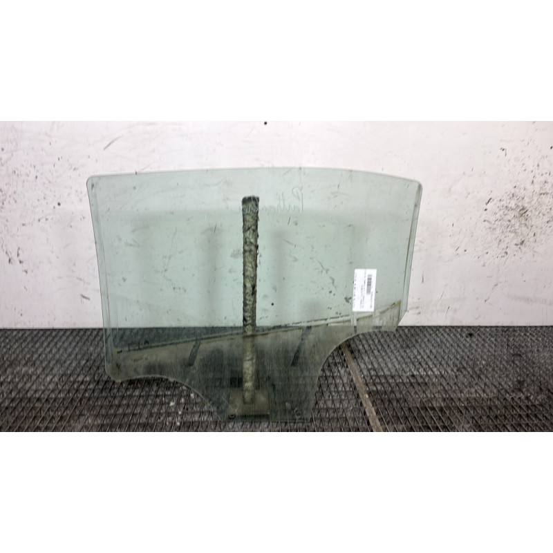 Vitre arriere droit CITROEN C3 3 Photo n°4