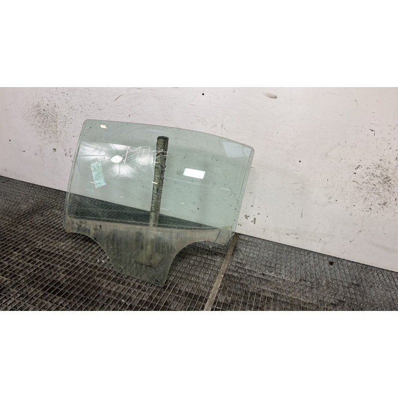 Vitre arriere gauche CITROEN C3 3 Photo n°3
