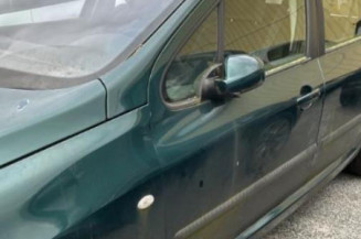 Serrure avant droit PEUGEOT 307