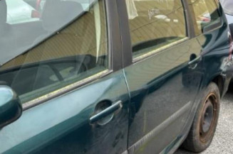 Serrure avant droit PEUGEOT 307