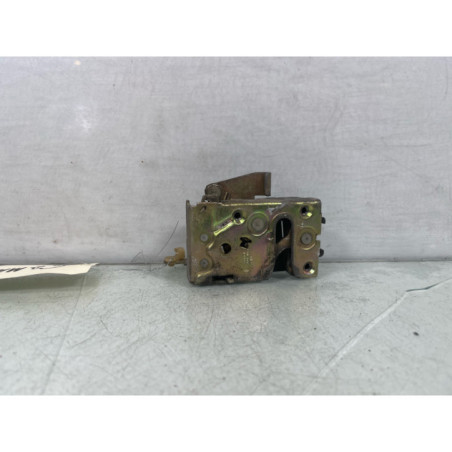 Serrure arriere droit PEUGEOT 405