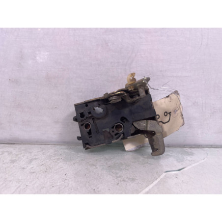 Serrure avant gauche PEUGEOT 405