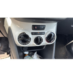 Serrure de coffre PEUGEOT 208 1