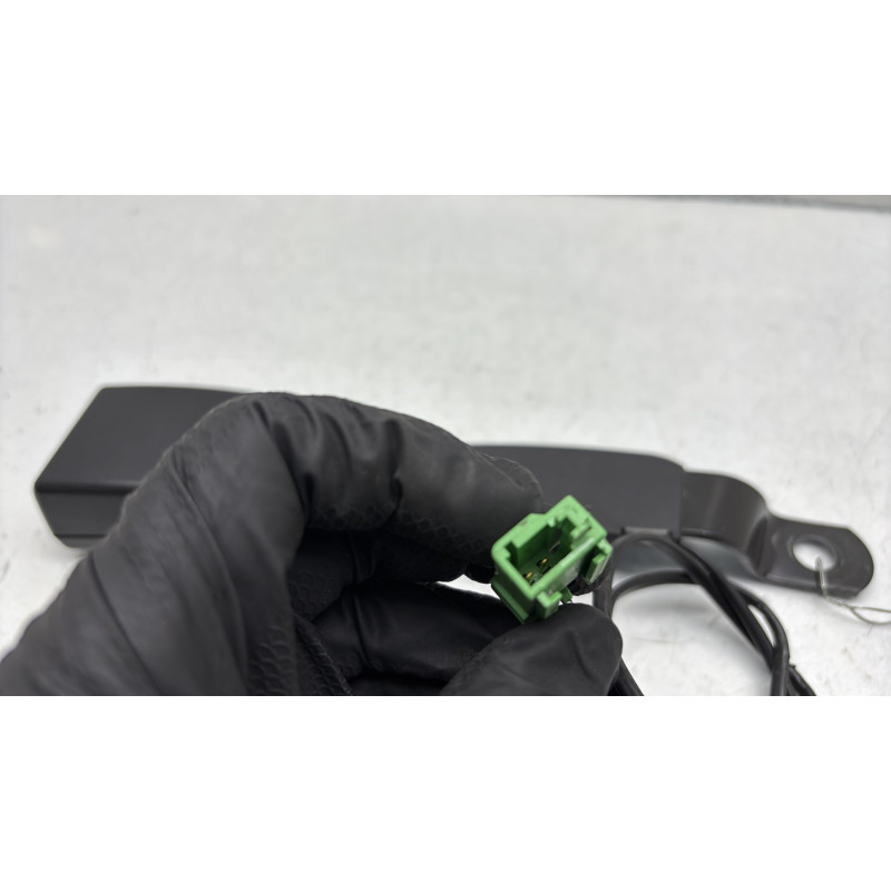 Attache ceinture avant droit VOLKSWAGEN POLO 5 Photo n°3