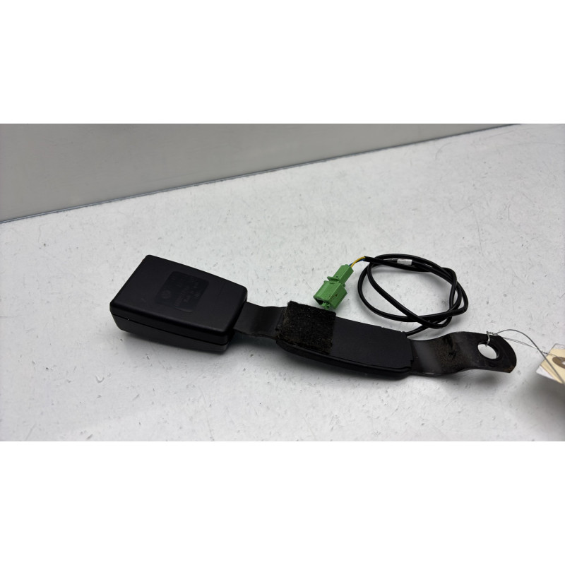 Attache ceinture avant droit VOLKSWAGEN POLO 5 Photo n°6