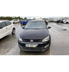 Attache ceinture avant droit VOLKSWAGEN POLO 5