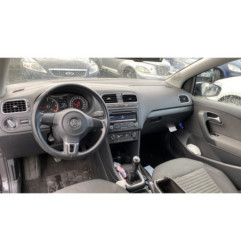 Attache ceinture avant droit VOLKSWAGEN POLO 5