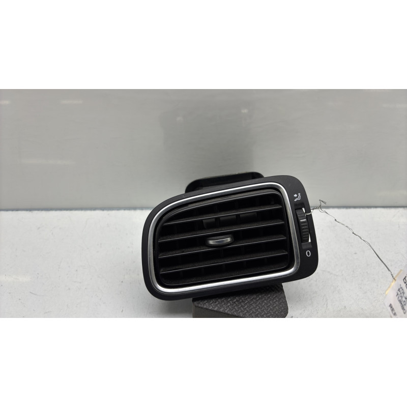 Aerateur tableau de bord avant gauche VOLKSWAGEN POLO 5 Photo n°1