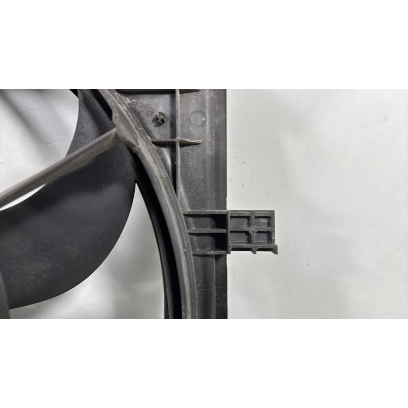 Moto ventilateur radiateur VOLKSWAGEN POLO 5 Photo n°3