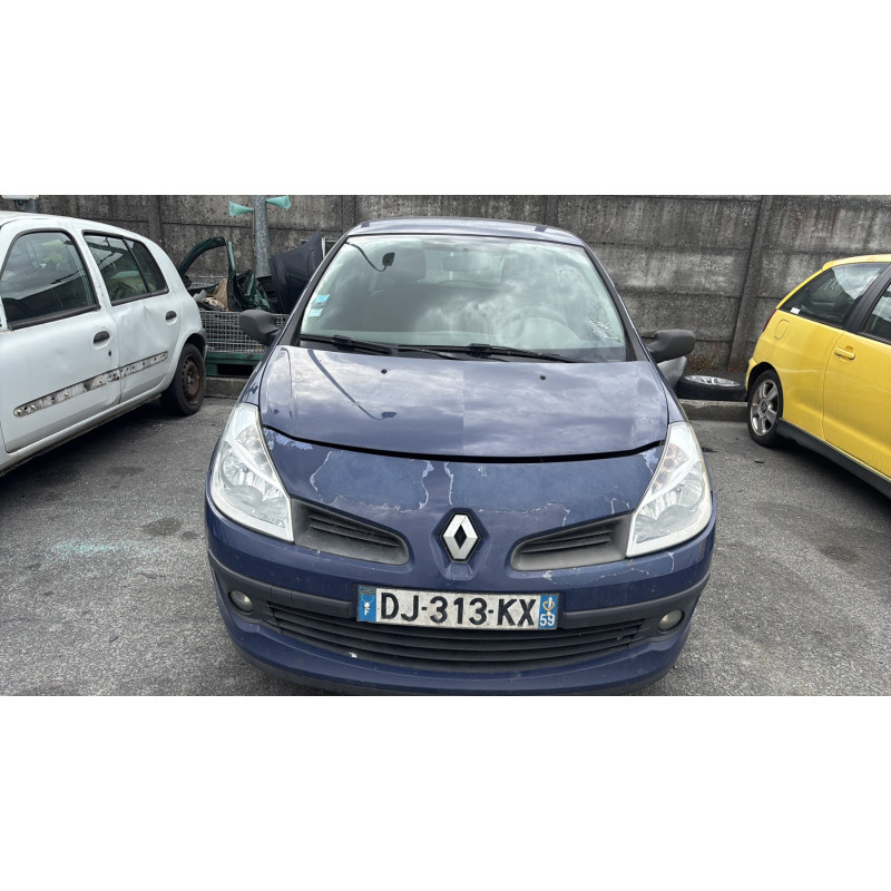 Feu arriere principal gauche (feux) RENAULT CLIO 3 Photo n°14