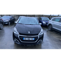 Vitre avant droit PEUGEOT 208 1