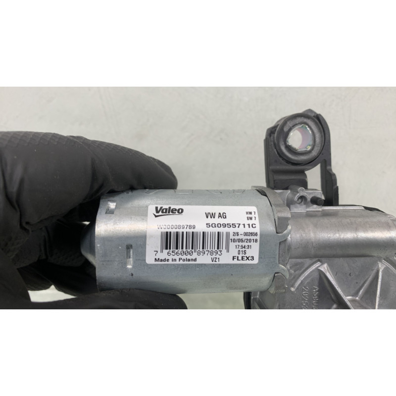 Moteur essuie glace arriere VOLKSWAGEN GOLF 7 Photo n°2