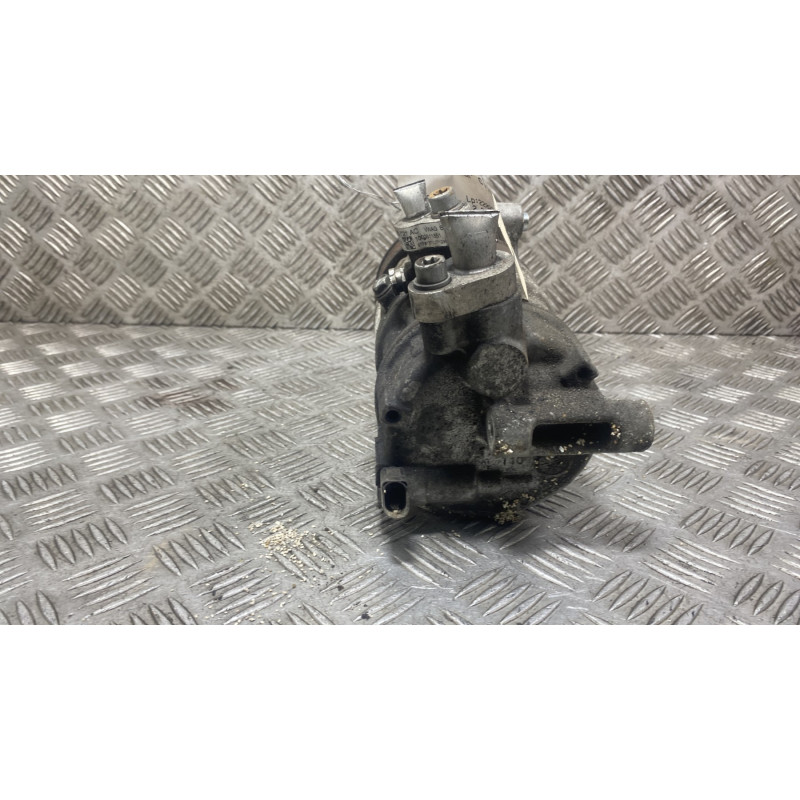 Compresseur clim VOLKSWAGEN GOLF 7 Photo n°3