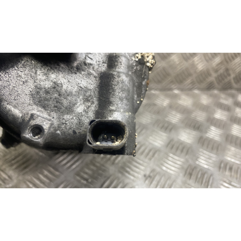 Compresseur clim VOLKSWAGEN GOLF 7 Photo n°4
