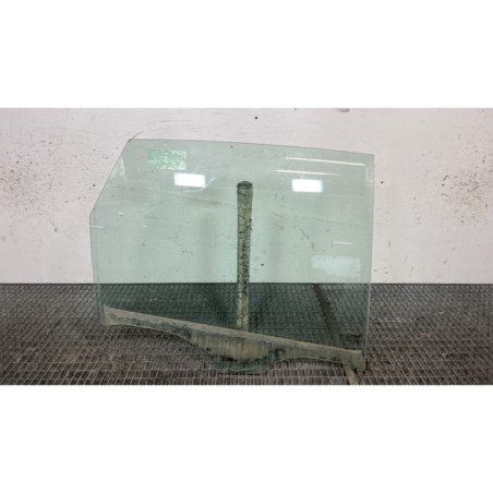 Vitre arriere droit RENAULT GRAND SCENIC 2 Photo n°1