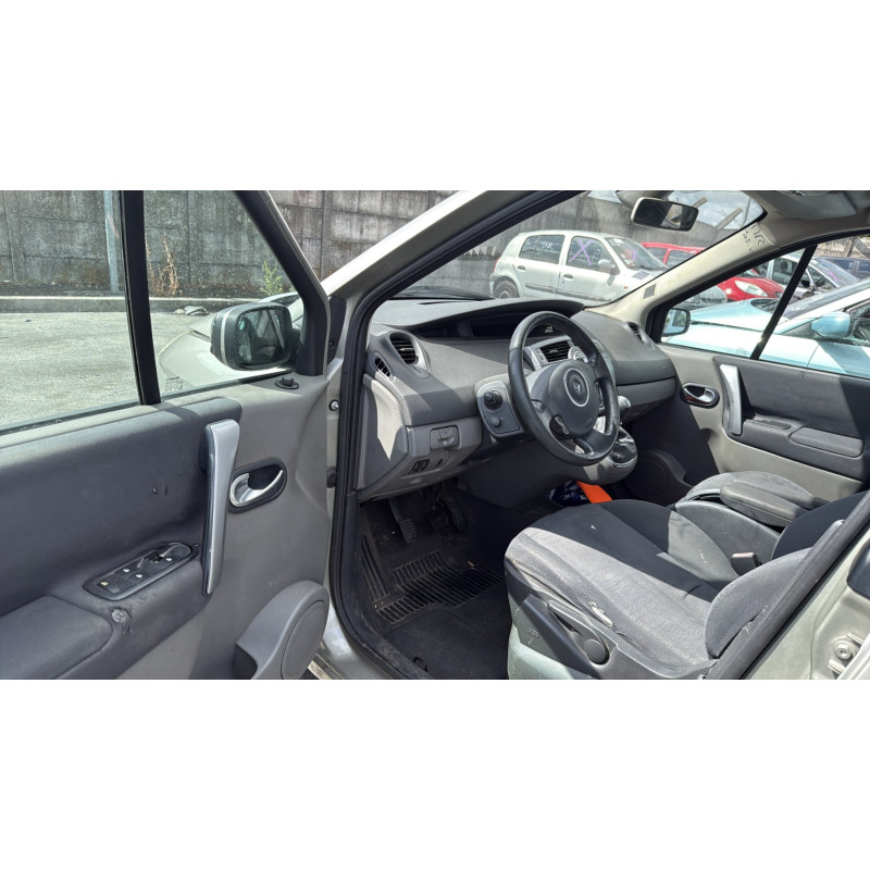 Vitre arriere droit RENAULT GRAND SCENIC 2 Photo n°13