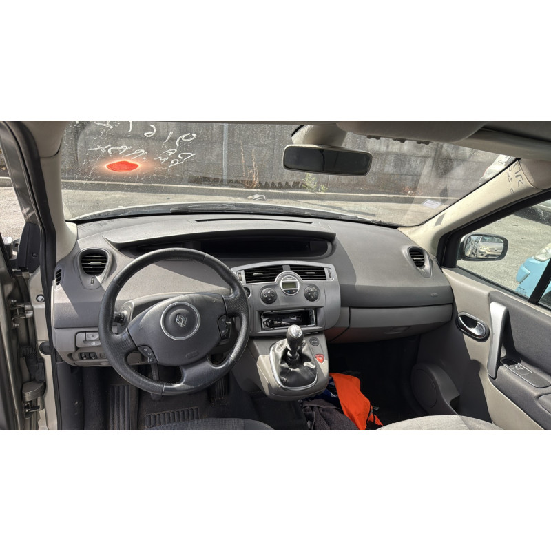 Vitre arriere droit RENAULT GRAND SCENIC 2 Photo n°15