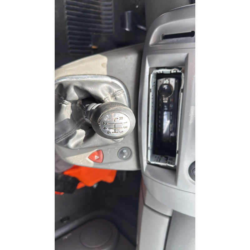 Vitre arriere droit RENAULT GRAND SCENIC 2 Photo n°18