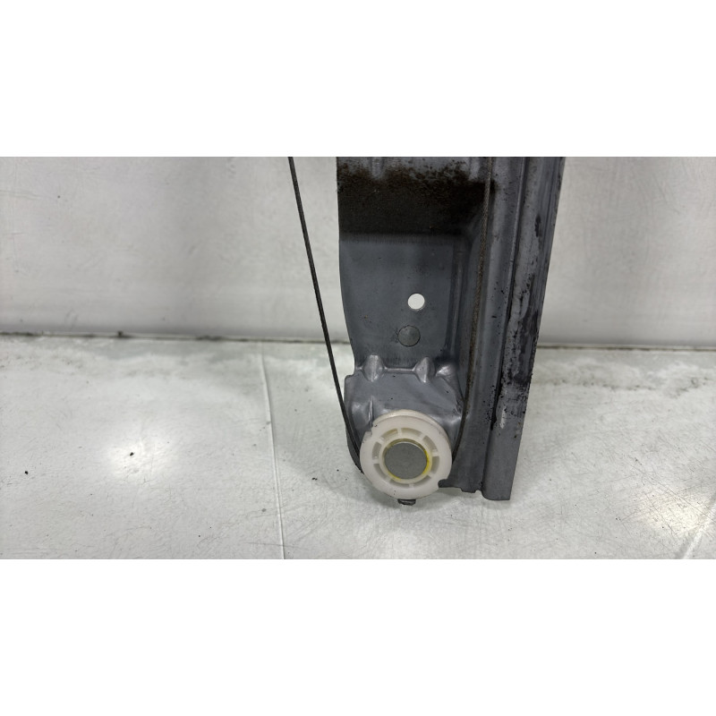 Leve vitre electrique arriere droit RENAULT GRAND SCENIC 2 Photo n°2