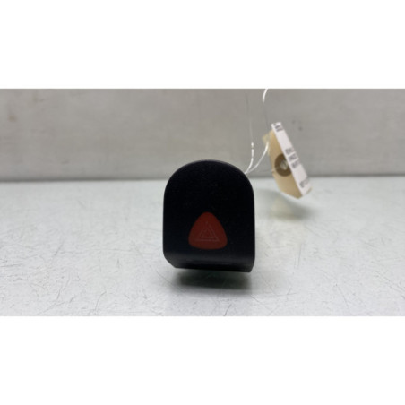 Bouton de warning RENAULT KANGOO 1 Photo n°1