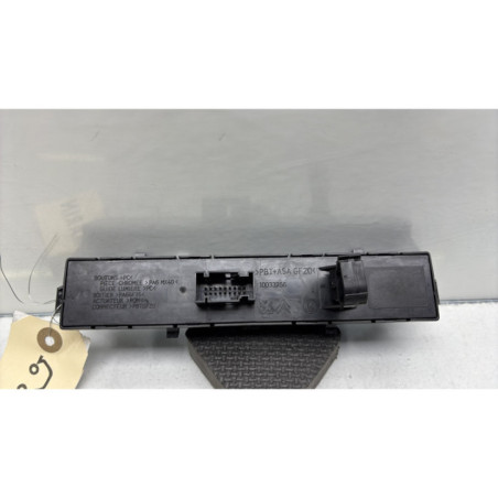 Bouton de warning PEUGEOT 3008 1
