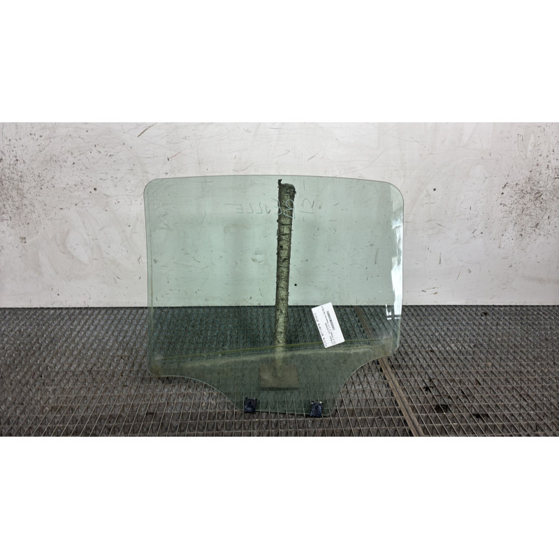 Vitre arriere droit CITROEN C3 2 Photo n°4
