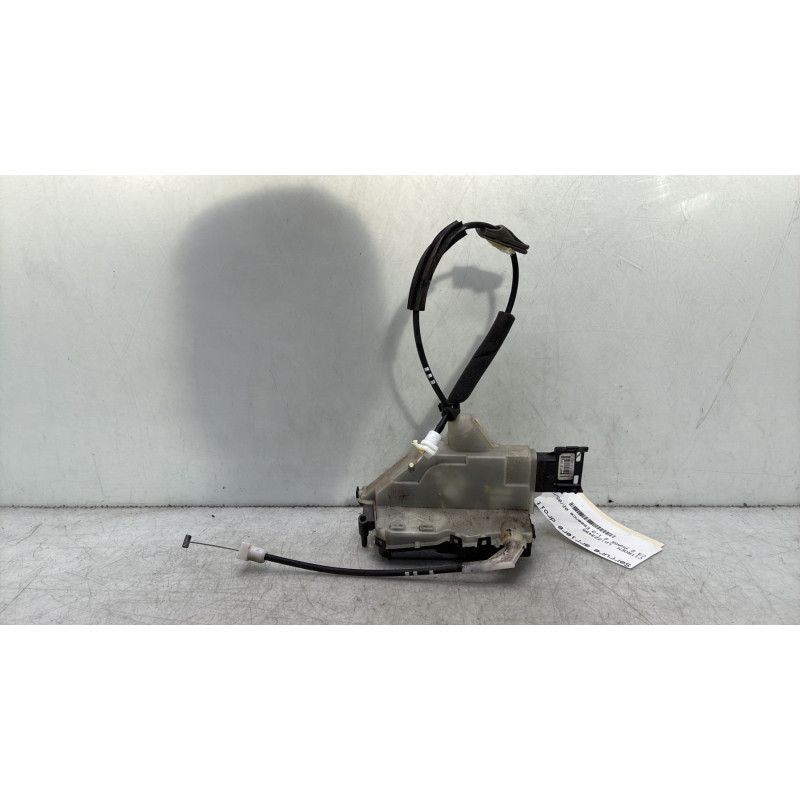 Serrure arriere droit CITROEN C3 2 Photo n°1