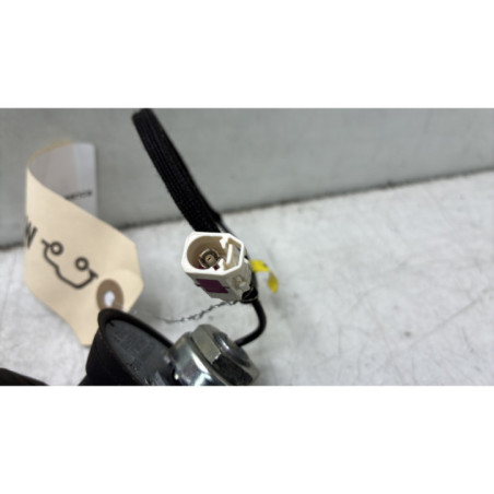 Antenne PEUGEOT 208 1