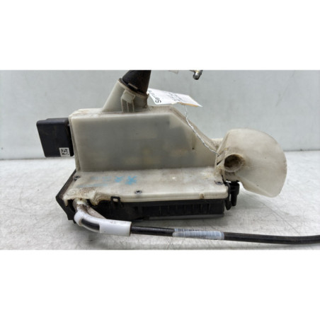 Serrure avant gauche PEUGEOT 208 1