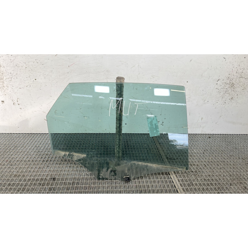 Vitre arriere droit CITROEN C4 2 Photo n°1