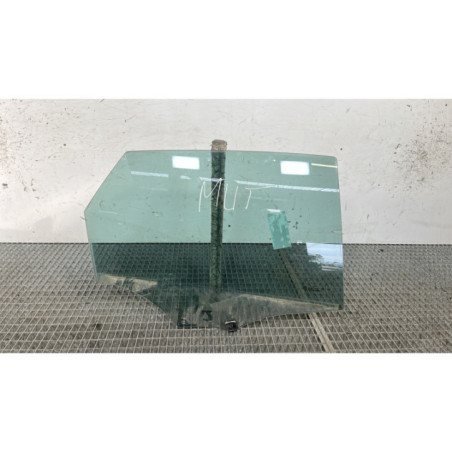 Vitre arriere droit CITROEN C4 2 Photo n°1