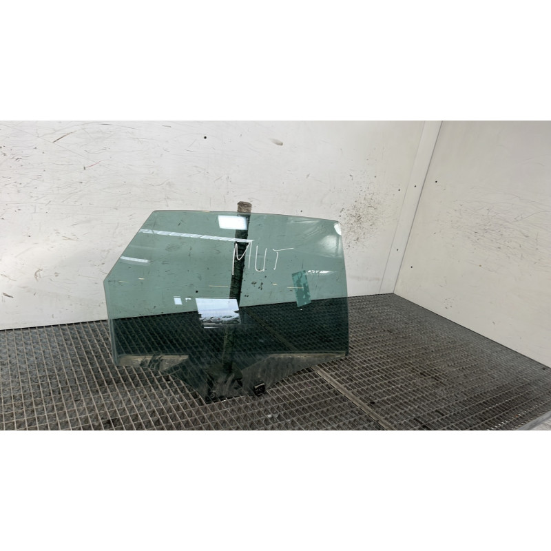 Vitre arriere droit CITROEN C4 2 Photo n°3