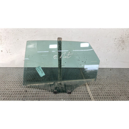 Vitre arriere gauche CITROEN C4 2 Photo n°1