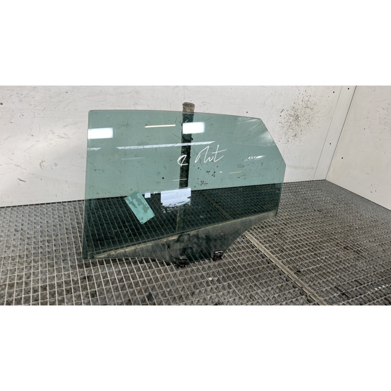 Vitre arriere gauche CITROEN C4 2 Photo n°3