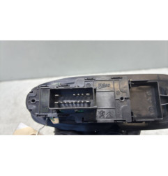 Interrupteur de leve vitre avant gauche PEUGEOT 208 1