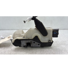Serrure avant gauche PEUGEOT 208 1