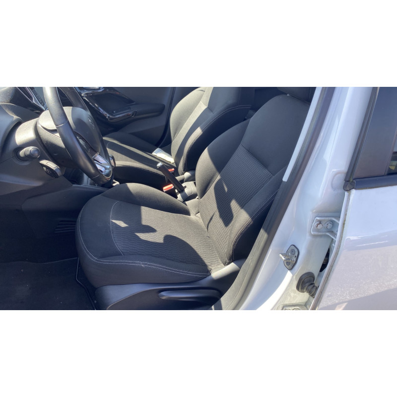 Boitier air bag PEUGEOT 208 1 Photo n°14