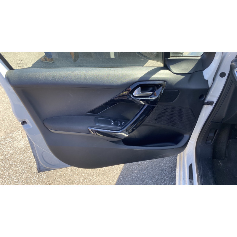 Cremaillere assistee PEUGEOT 208 1 Photo n°13