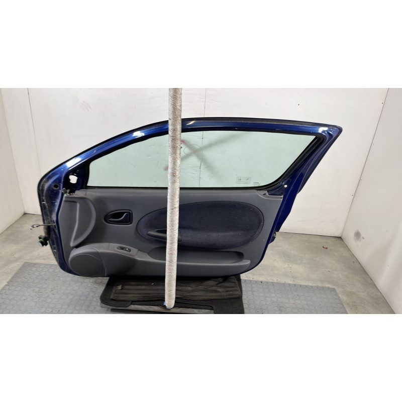 Porte avant droit RENAULT MEGANE 1 Photo n°7