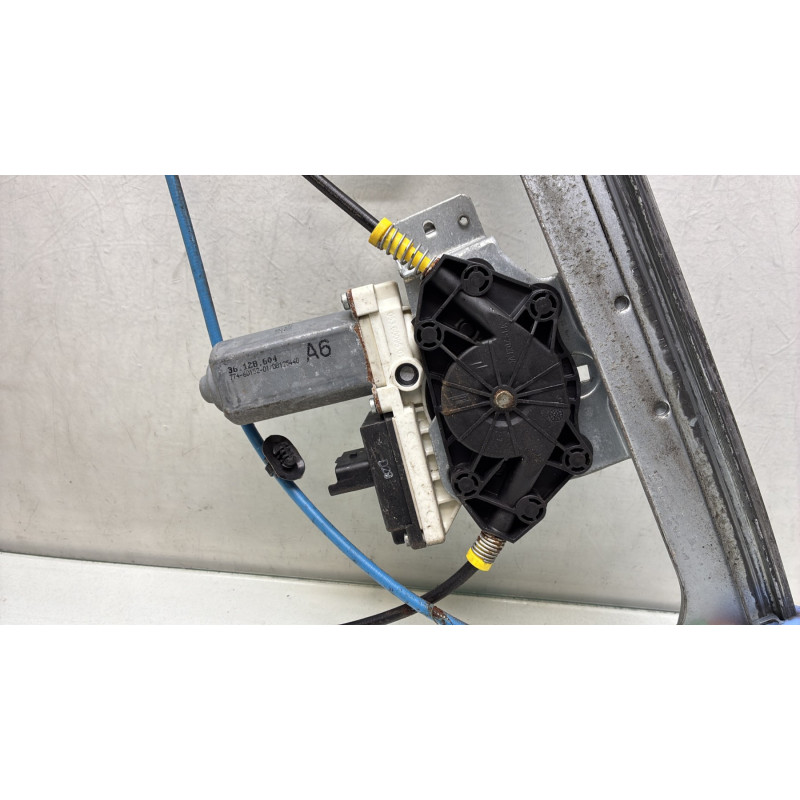 Leve vitre electrique avant gauche CITROEN C2 Photo n°3
