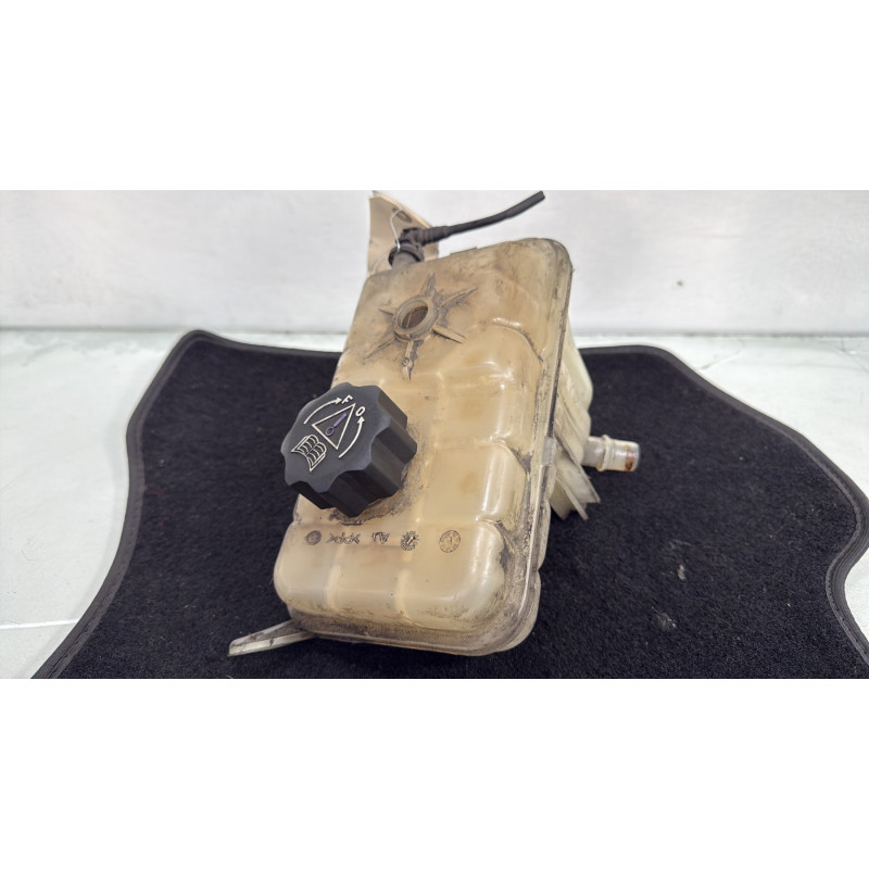 Vase d'expansion CITROEN C5 2 Photo n°1